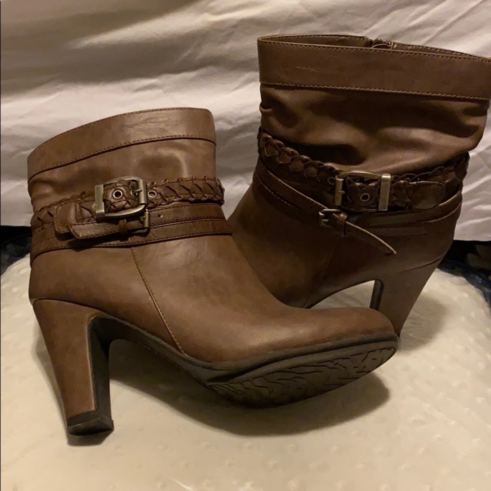 Brown ankle booties with buckles